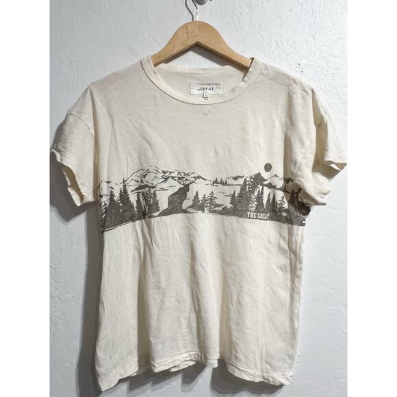 The Great. Tops - The Great. Tee Shirt Sz 0 XS Off White Graphic Outdoors Woods Forest Cream Boxy